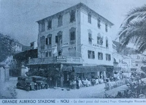La famiglia dell’Hotel Miramare, da oltre cento anni sul mare di Noli